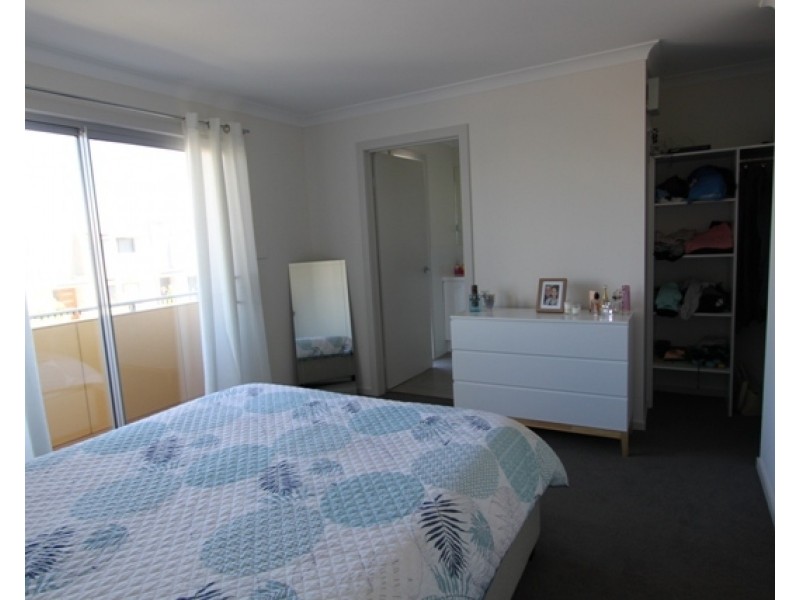 81 Caragh Avenue, Googong NSW 2620