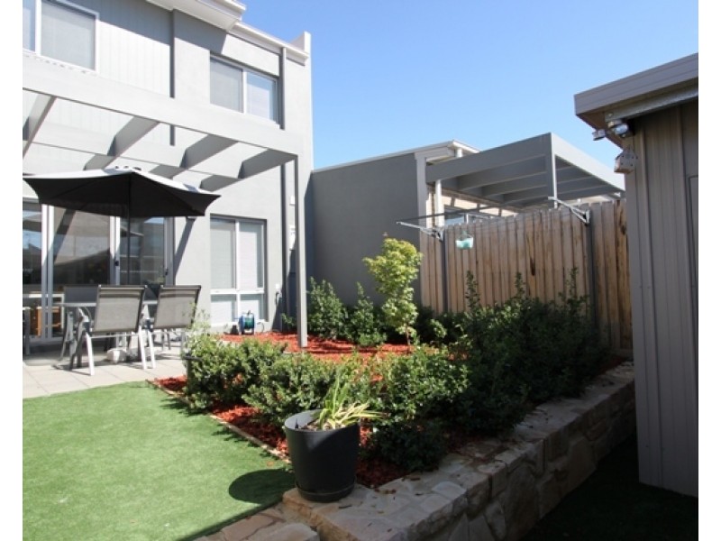 81 Caragh Avenue, Googong NSW 2620