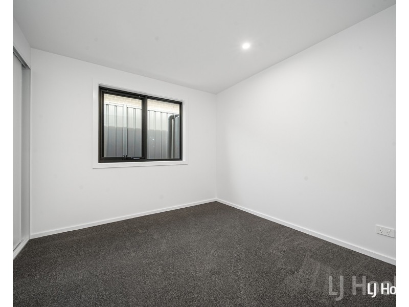 74 Alpine Ash Way, Tralee NSW 2620