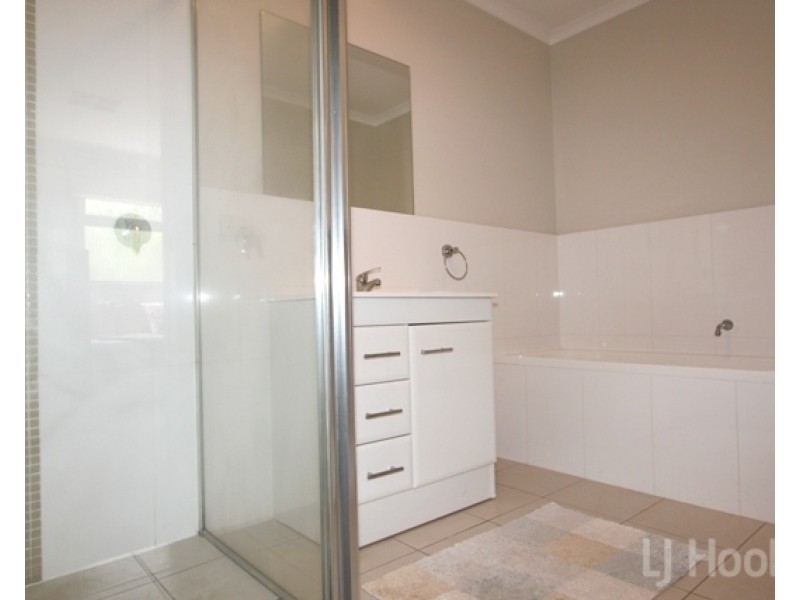 1/7 Cassidy Street, Queanbeyan NSW 2620