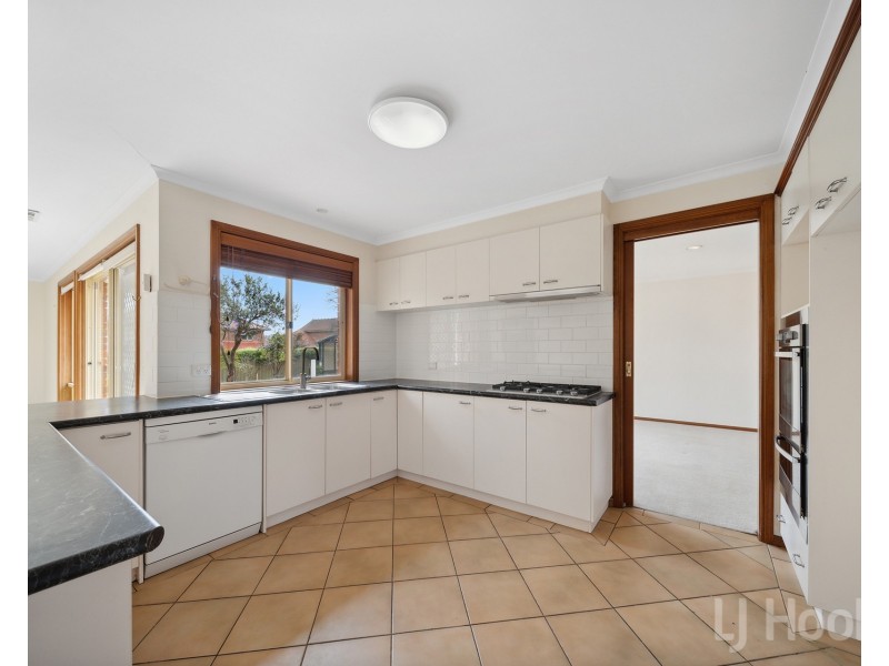 69 Bicentennial Drive, Jerrabomberra NSW 2619
