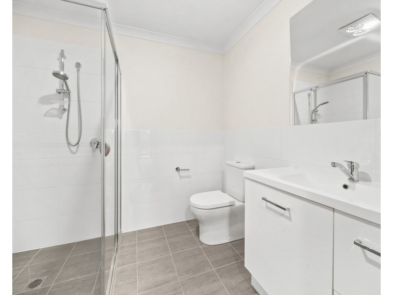 8 Percival Road, Googong NSW 2620