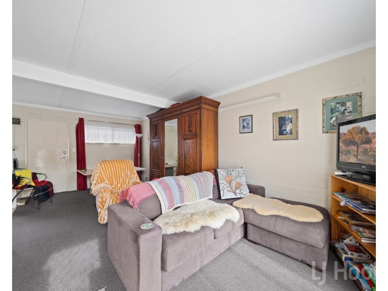 28 Donald Road, Queanbeyan NSW 2620