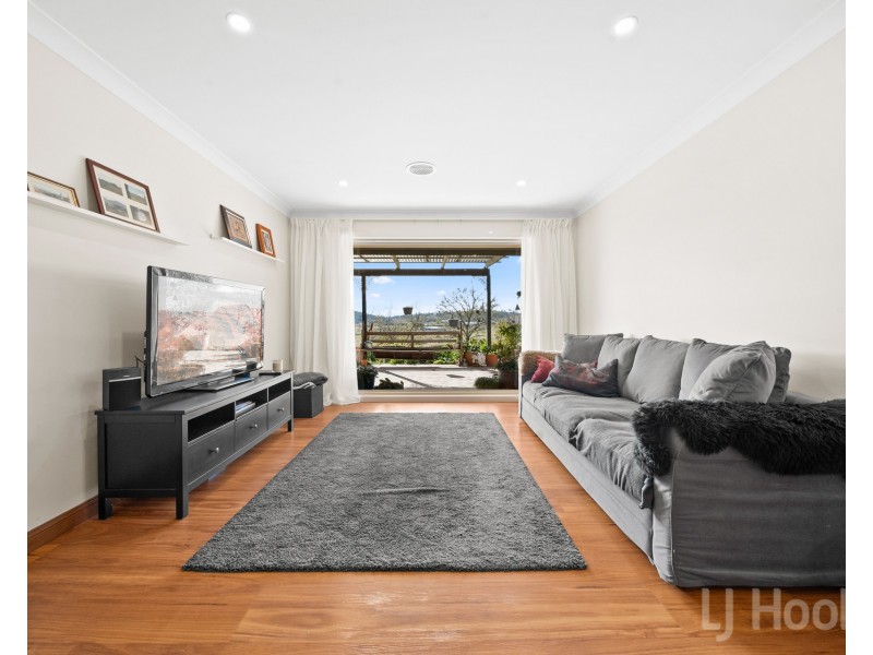 48 Beacon Place, Googong NSW 2620