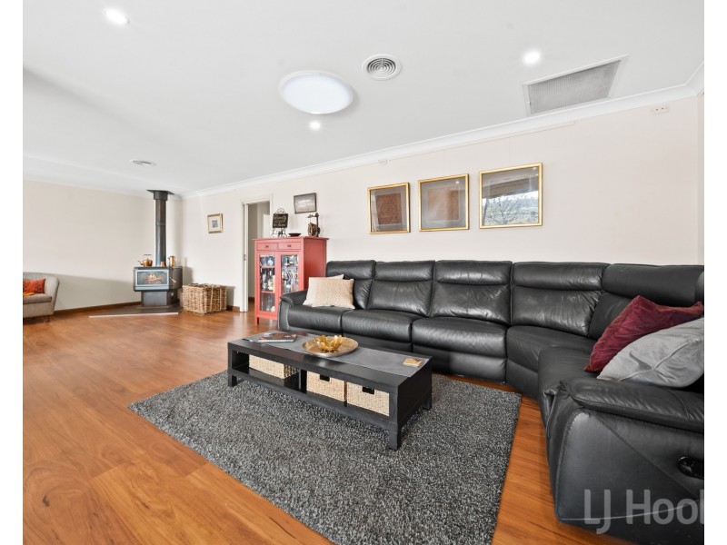 48 Beacon Place, Googong NSW 2620