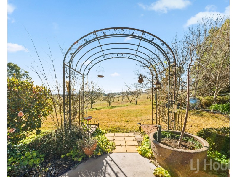 48 Beacon Place, Googong NSW 2620