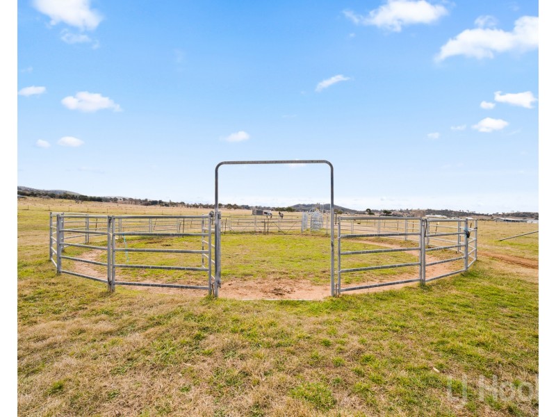 48 Beacon Place, Googong NSW 2620