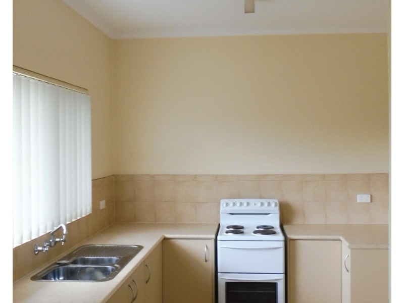 8/12 Gilmore Place, Queanbeyan NSW 2620