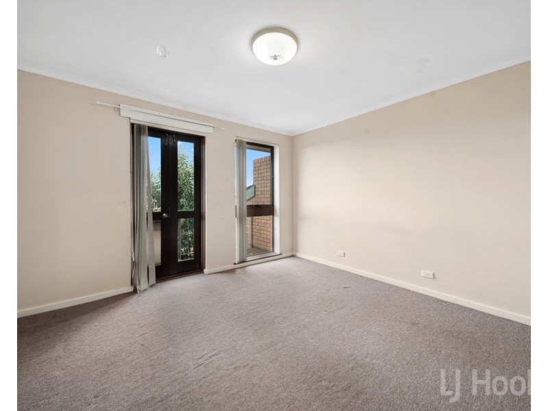 6/8 Nimmitabel Street, Queanbeyan West NSW 2620