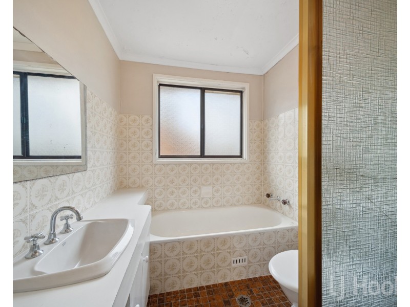 6/8 Nimmitabel Street, Queanbeyan West NSW 2620