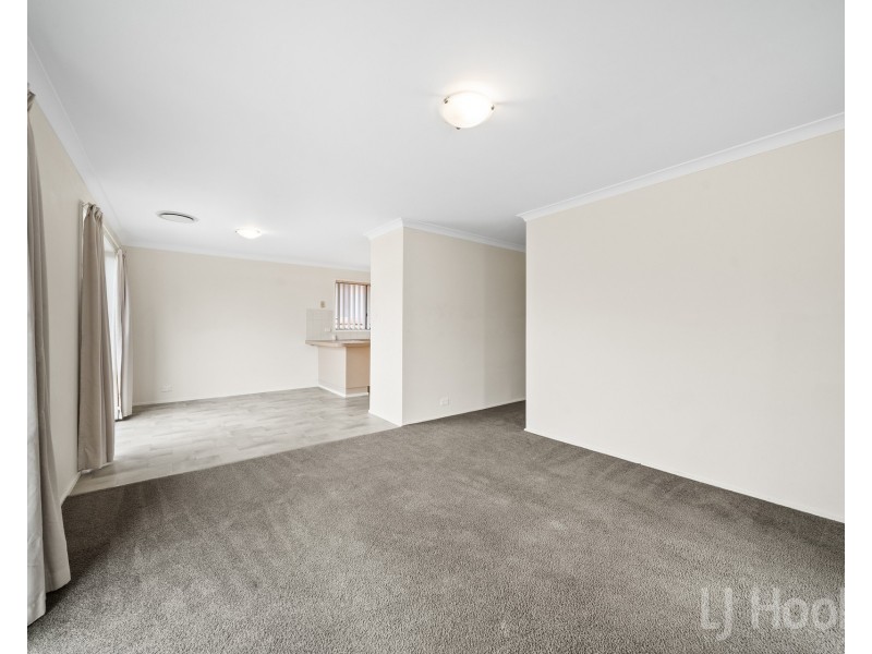 11/37 Derrima Road, Queanbeyan NSW 2620