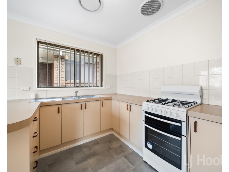 11/37 Derrima Road, Queanbeyan NSW 2620