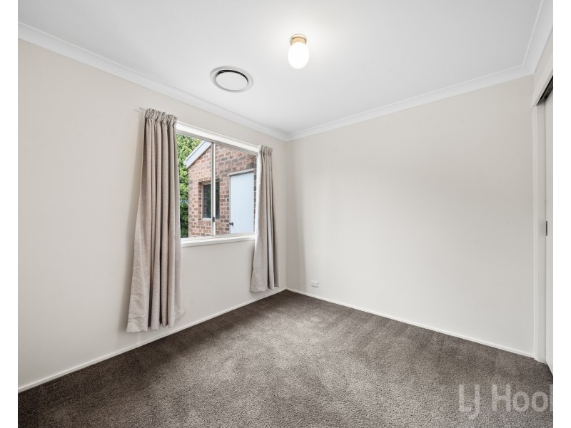 11/37 Derrima Road, Queanbeyan NSW 2620