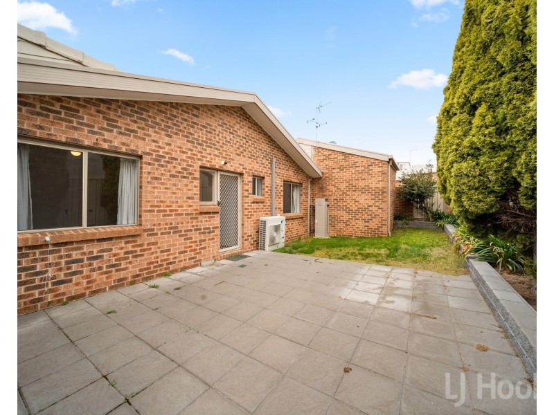11/37 Derrima Road, Queanbeyan NSW 2620