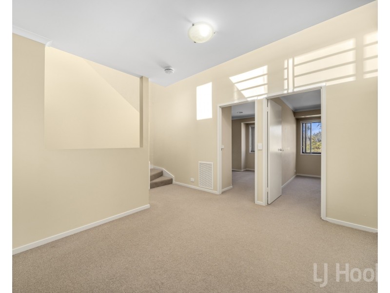 11/32 Doeberl Place, Karabar NSW 2620