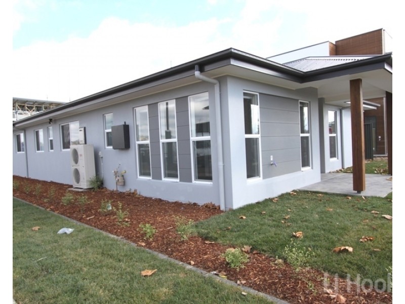 256 Gorman Drive, Googong NSW 2620