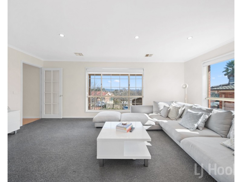 21 Wangara Crescent, Queanbeyan West NSW 2620