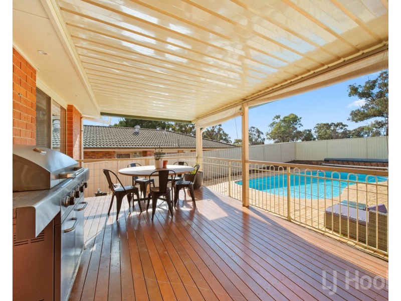 21 Wangara Crescent, Queanbeyan West NSW 2620