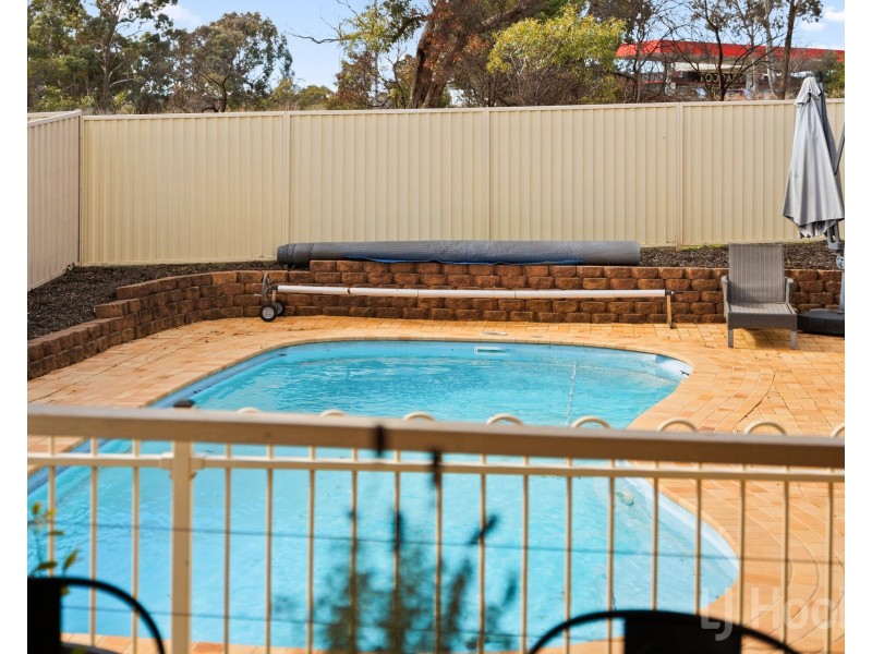 21 Wangara Crescent, Queanbeyan West NSW 2620