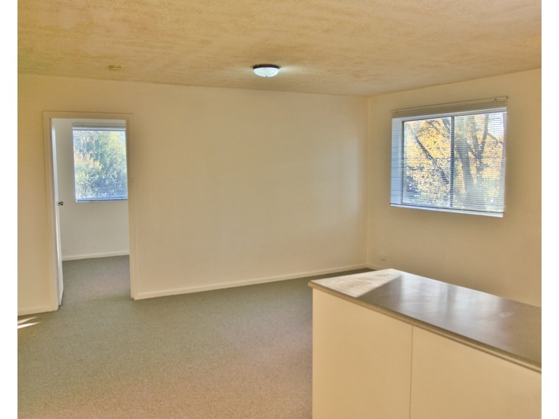 4/46 Trinculo Place, Queanbeyan NSW 2620