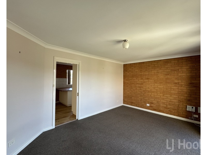 1/4 Marilyn Place, Queanbeyan NSW 2620