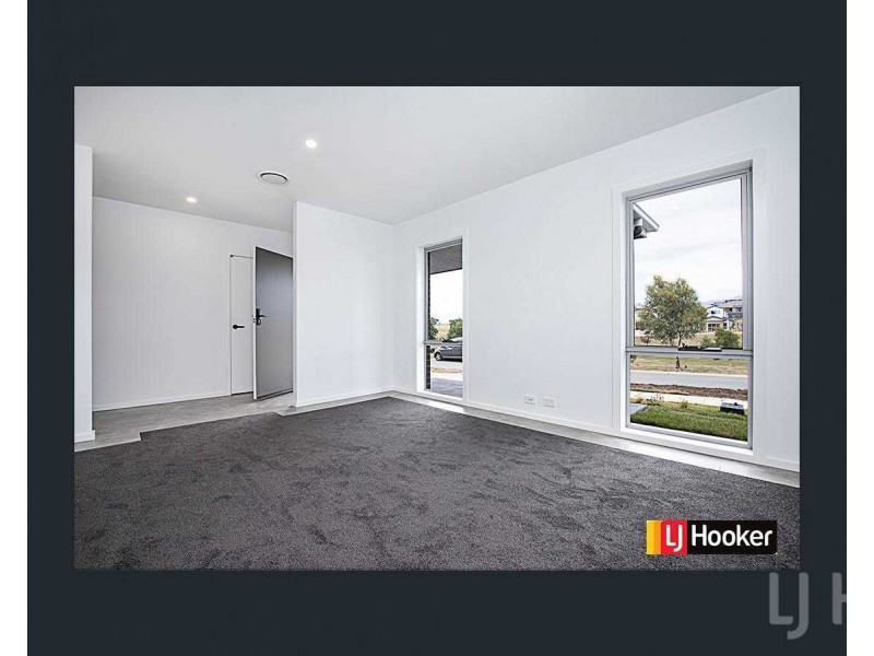 22 Leon Street, Googong NSW 2620