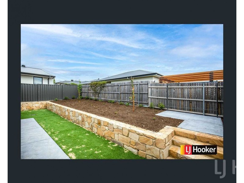 22 Leon Street, Googong NSW 2620