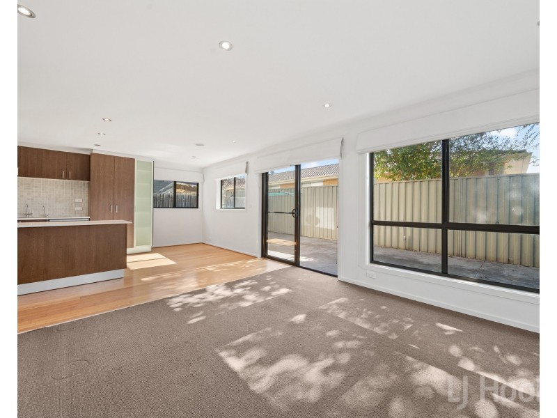 1/19 Broughton Place, Queanbeyan NSW 2620
