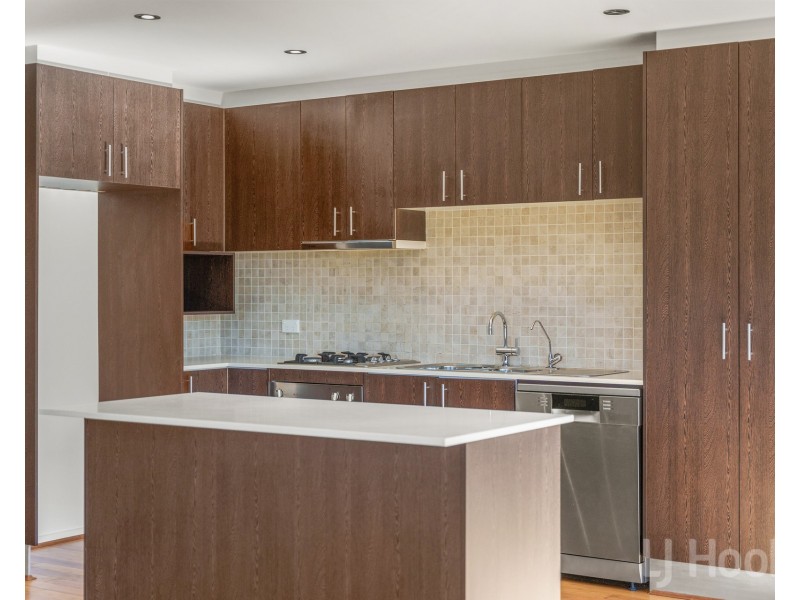 1/19 Broughton Place, Queanbeyan NSW 2620