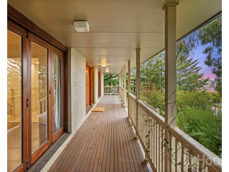 9 Kennedy Avenue, Jerrabomberra NSW 2619