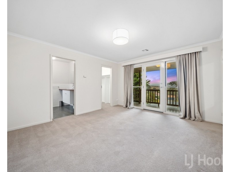 9 Kennedy Avenue, Jerrabomberra NSW 2619