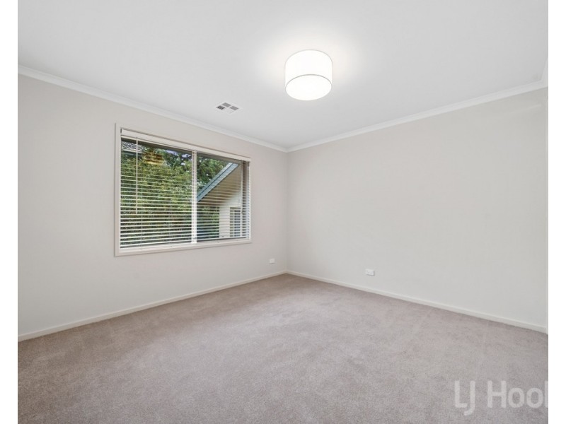 9 Kennedy Avenue, Jerrabomberra NSW 2619