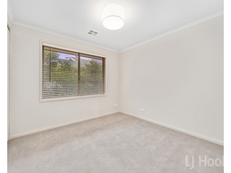 9 Kennedy Avenue, Jerrabomberra NSW 2619