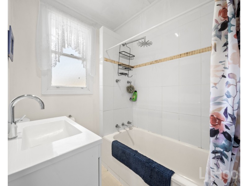 16 Gerald Street, Queanbeyan NSW 2620