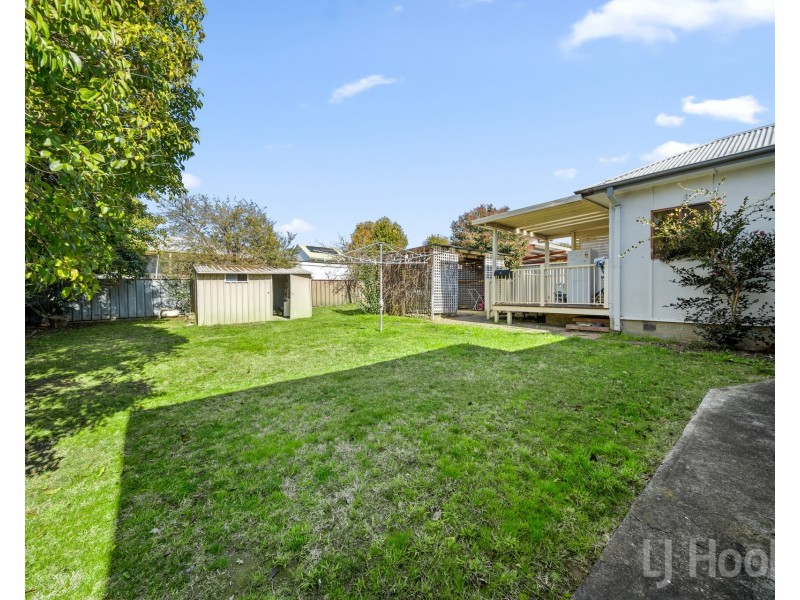 16 Gerald Street, Queanbeyan NSW 2620