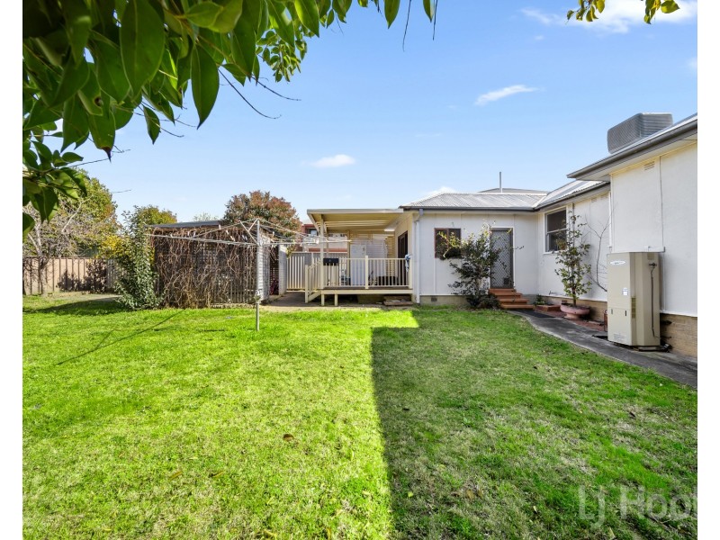 16 Gerald Street, Queanbeyan NSW 2620