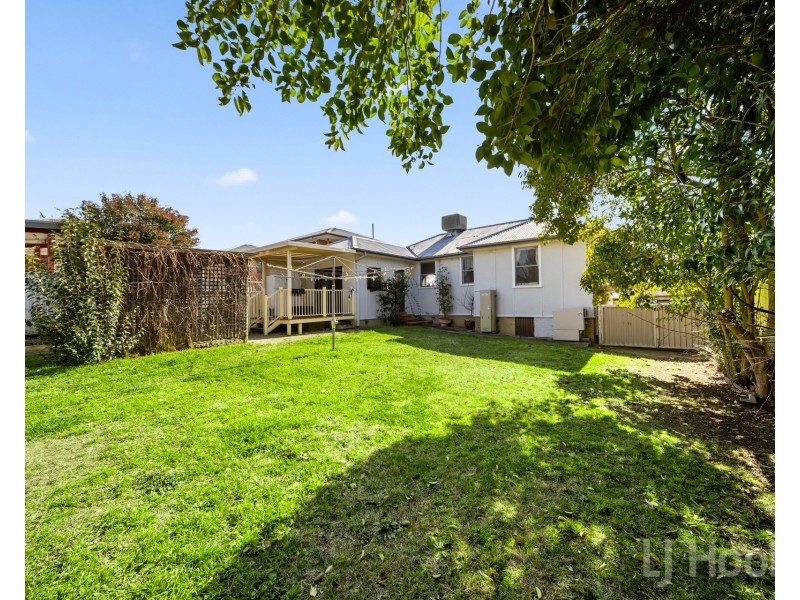 16 Gerald Street, Queanbeyan NSW 2620