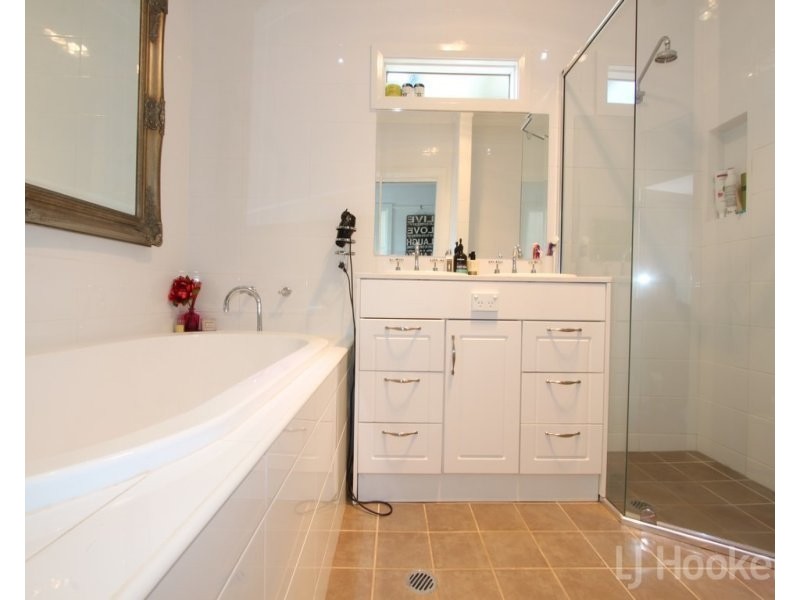 43 Stornaway Road, Queanbeyan NSW 2620