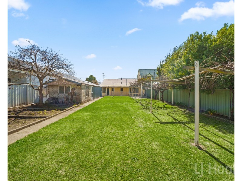 10 George Street, Queanbeyan NSW 2620