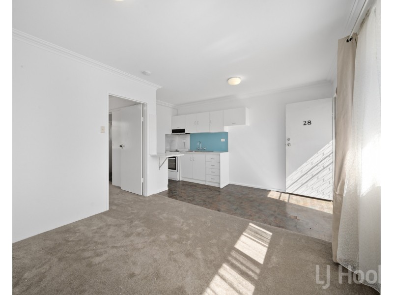 28/22 Mowatt Street, Queanbeyan East NSW 2620