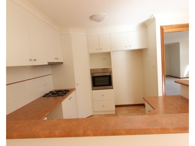 1B Albizia Place, Jerrabomberra NSW 2619