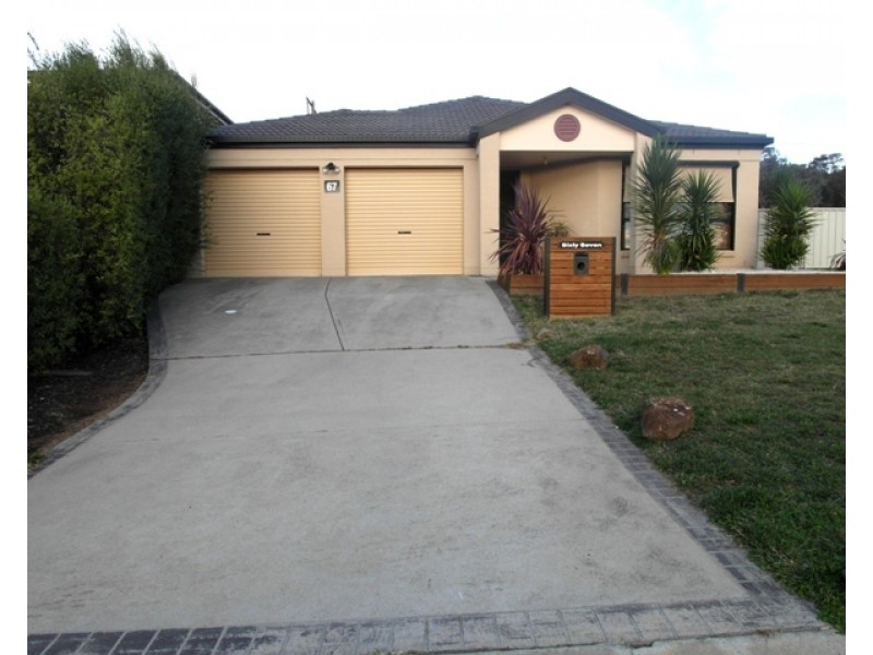 67 Thomas Royal Gardens, Queanbeyan NSW 2620