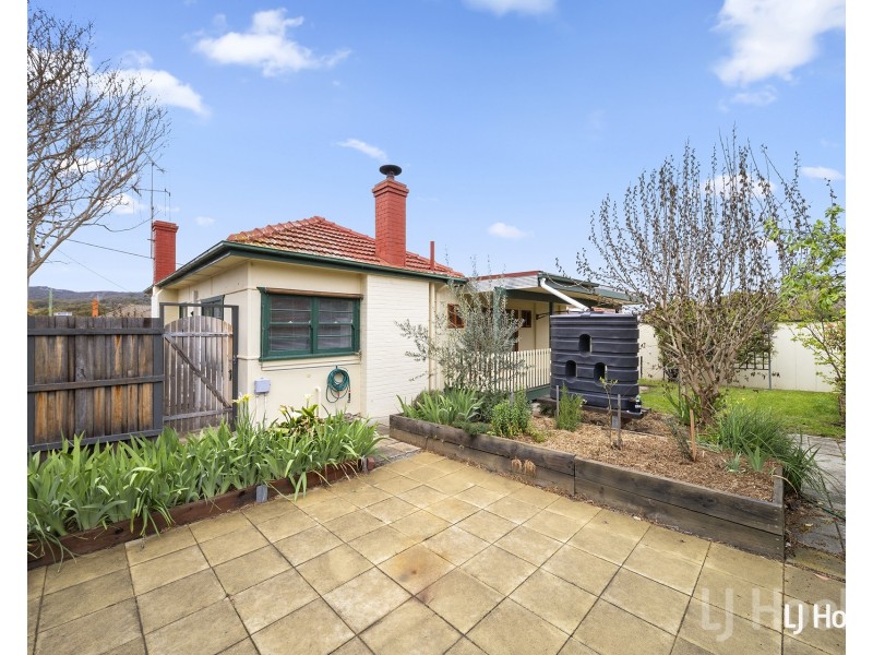 1 Wood Avenue, Queanbeyan NSW 2620