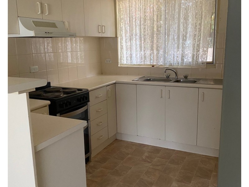1/27 Campbell Street, Queanbeyan NSW 2620