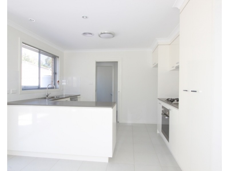 12/12 Mulloon Street, Queanbeyan NSW 2620