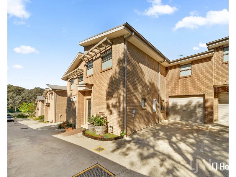 2/69 Gilmore Road, Queanbeyan NSW 2620