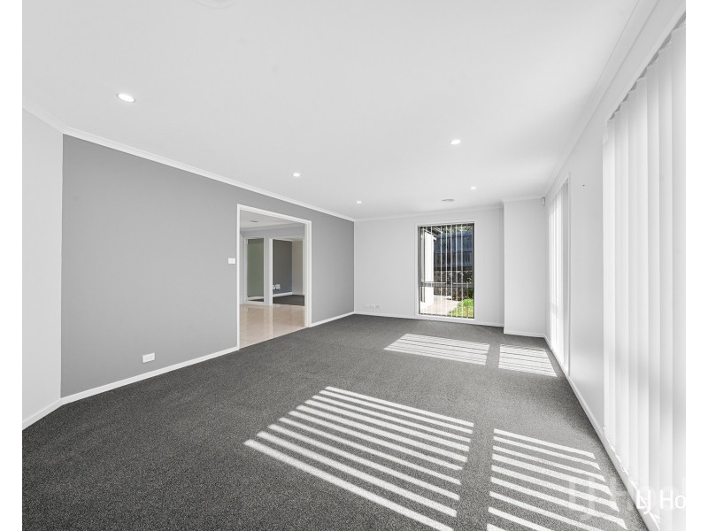 1/11 Urangarra Place, Jerrabomberra NSW 2619