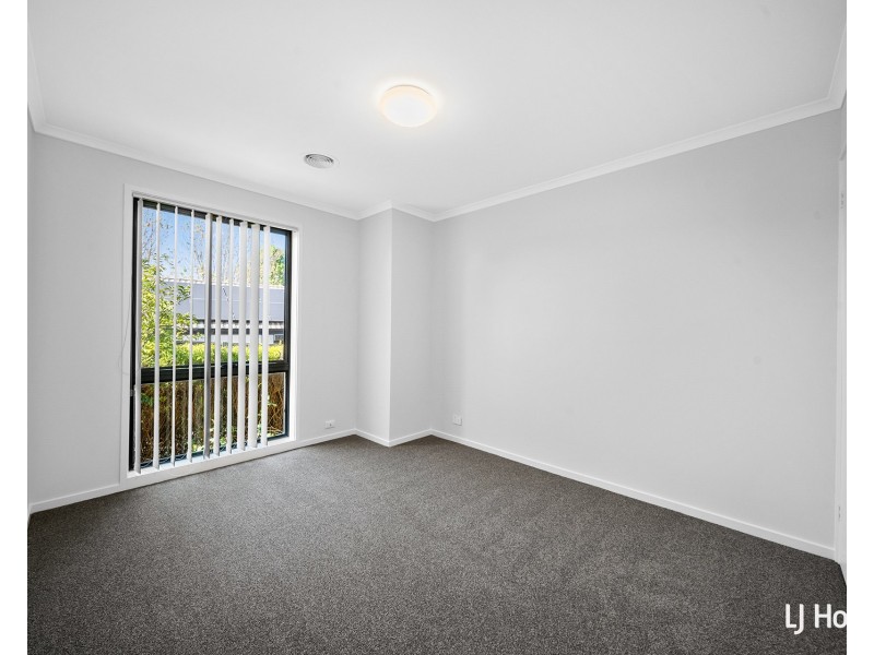 1/11 Urangarra Place, Jerrabomberra NSW 2619