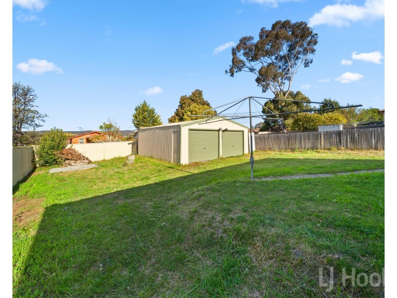 6 Karri Crescent, Karabar NSW 2620