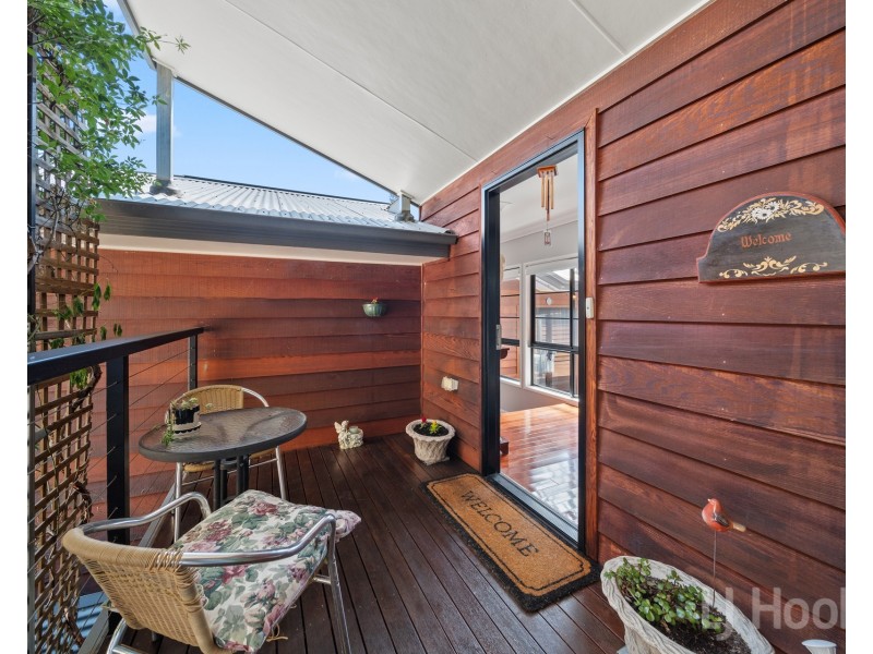9 Aspen Rise, Jerrabomberra NSW 2619